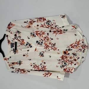 Van Heusen 3/4 Sleeve Blouse